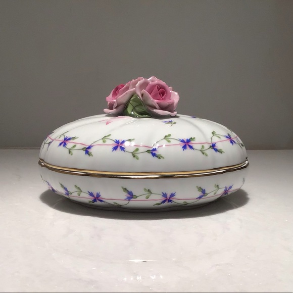 Herend Porcelain Dish with Cover - Picture 6 of 7